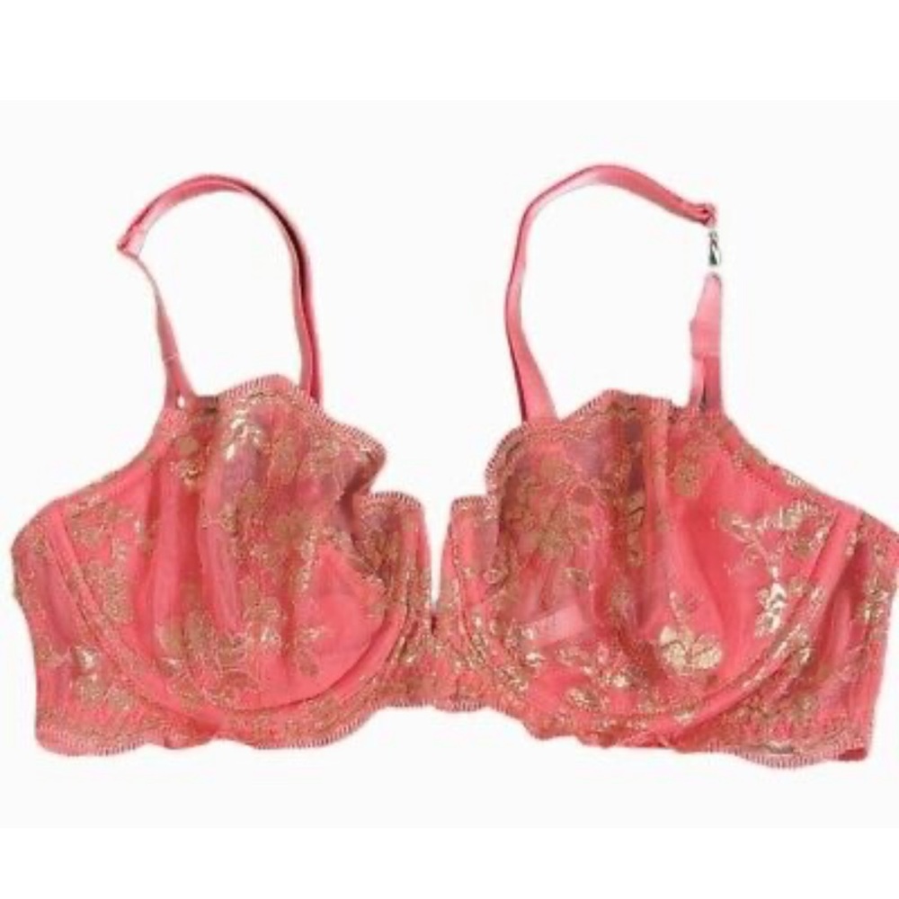 Victoria’s Secret dream angels bra without padding